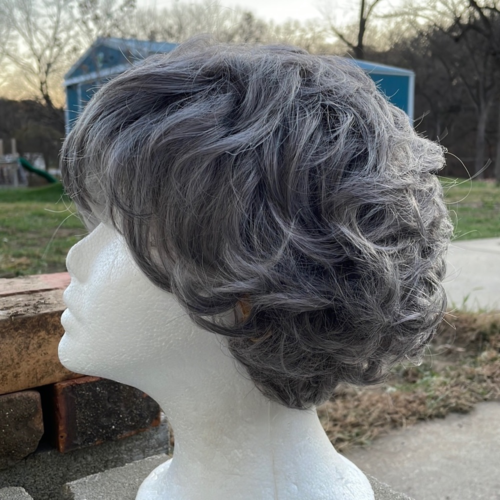 NWT men’s wig grey 8” short layers dim grey silver classy pixie wig unisex wig - Picture 3 of 16